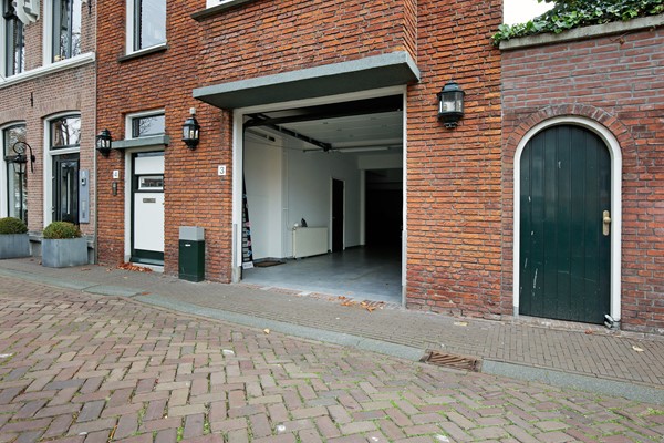 Medium property photo - Hooigracht 4, 2514 BE Den Haag